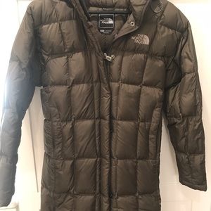 Women’s Northface puffer jacket